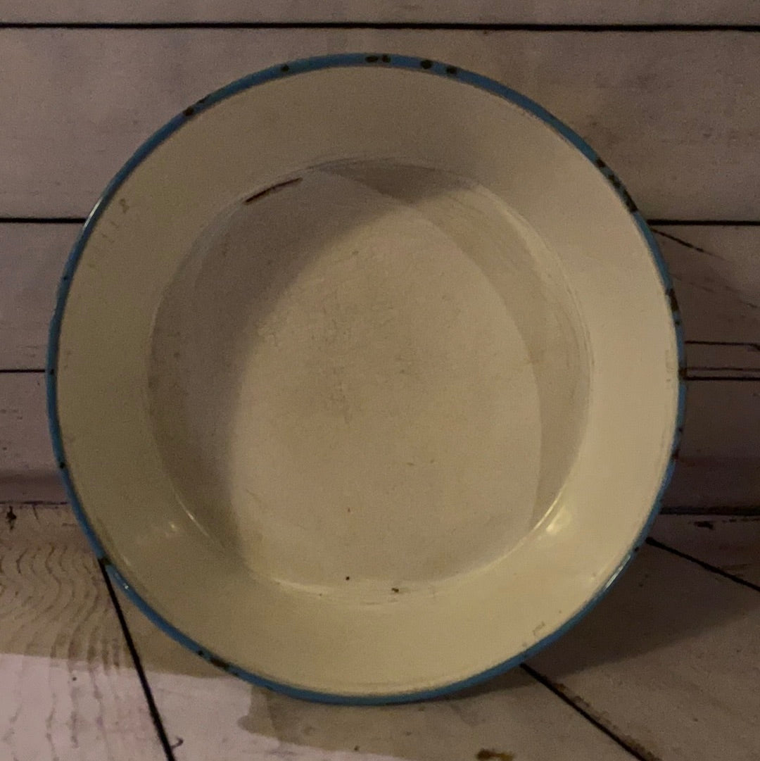 Blue enamel Tin