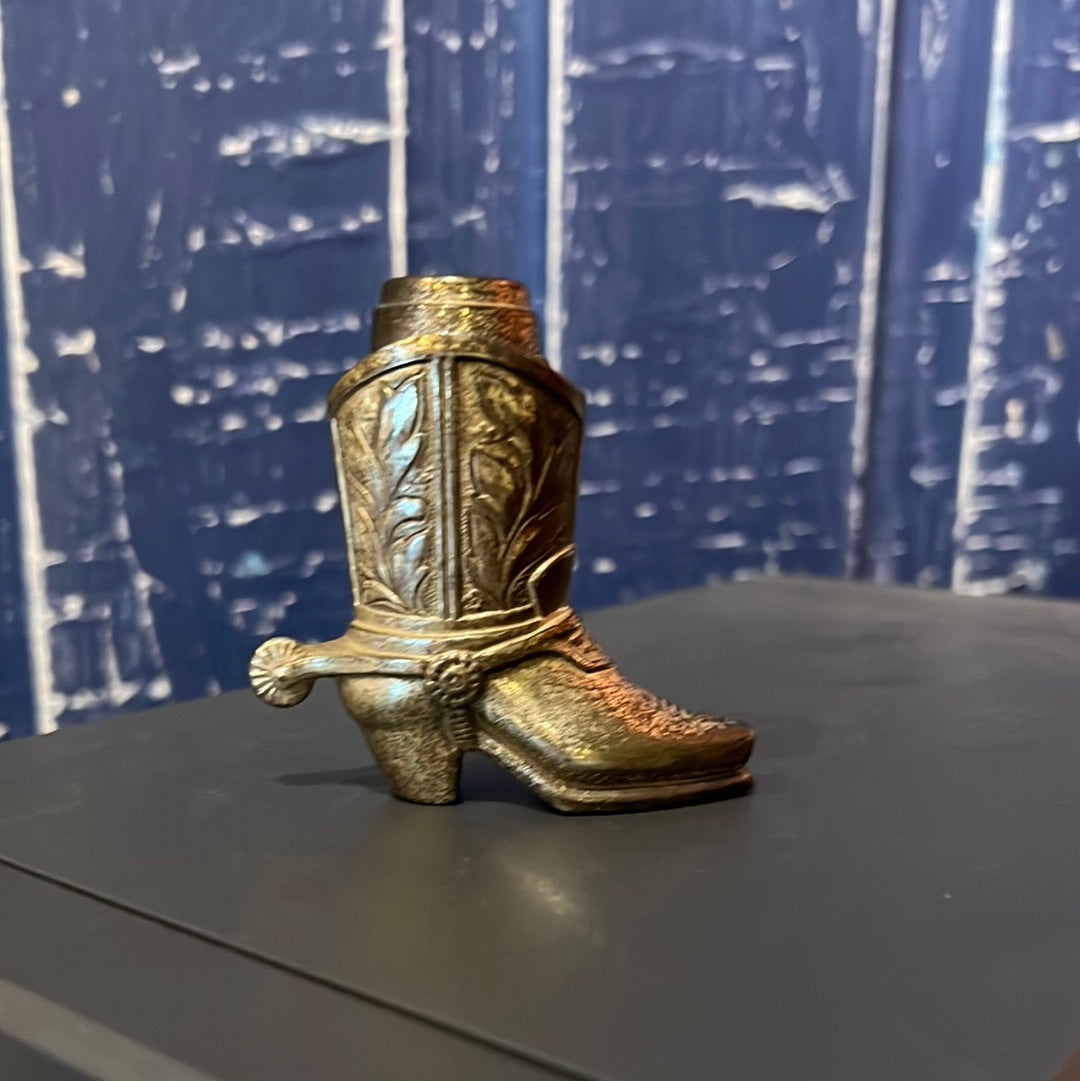 Brass salt pepper shaker boot