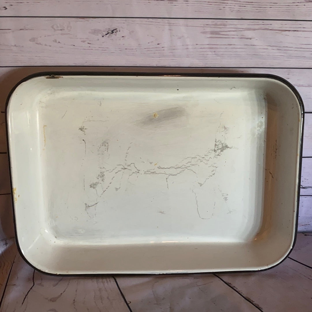 Large Enamel Backing pan