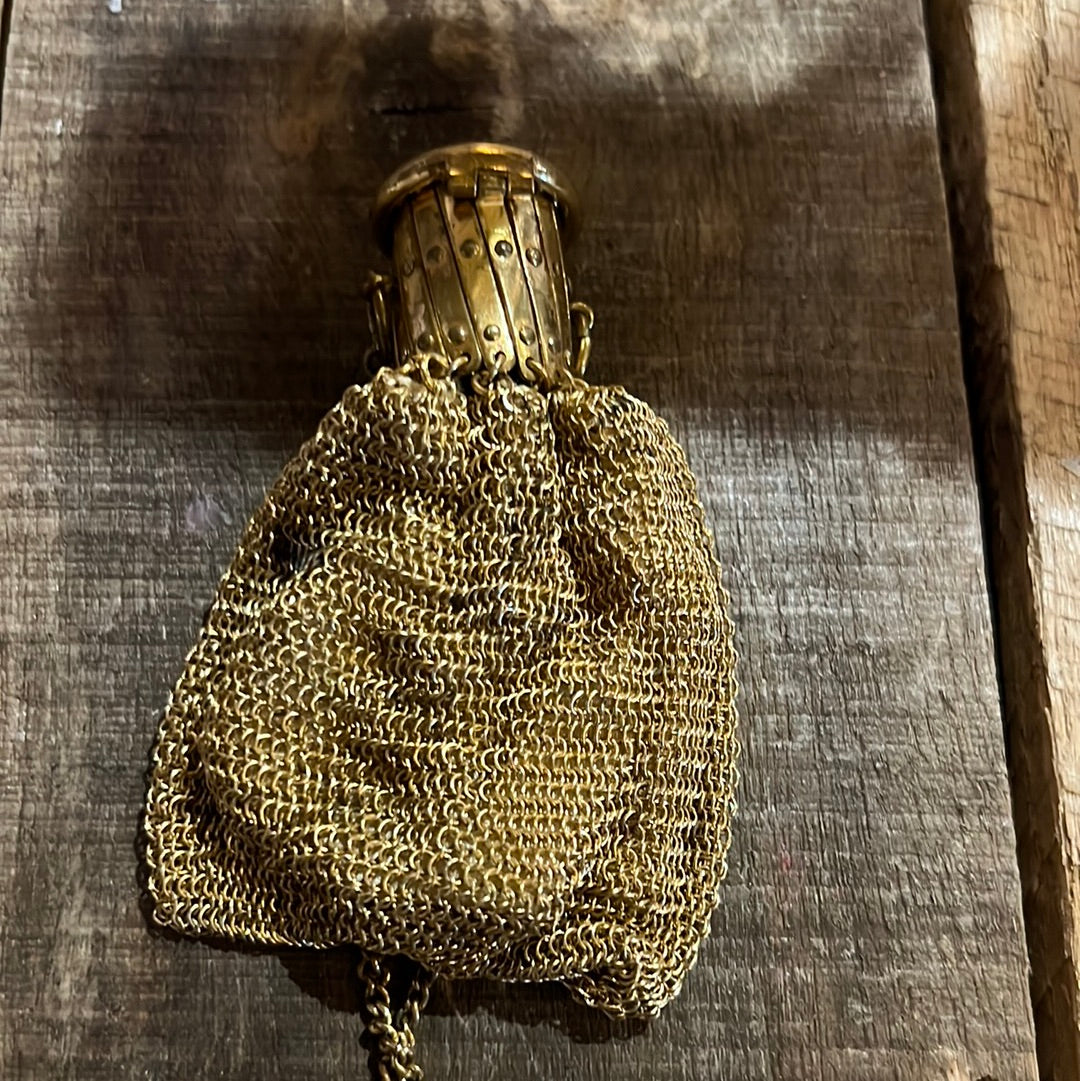 Art-Deco Gold Purse