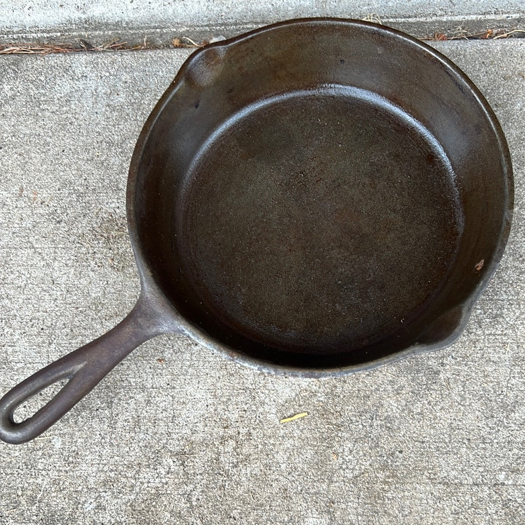 No.5 cast iron pan