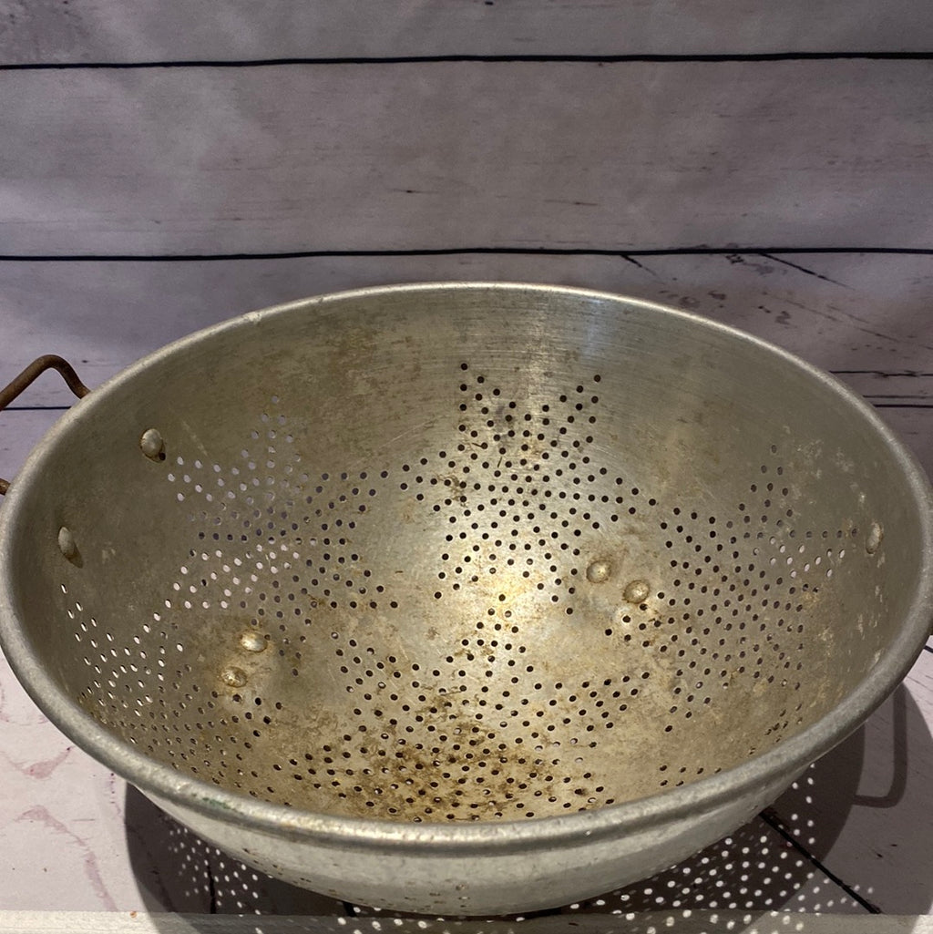 Lg aluminum strainer