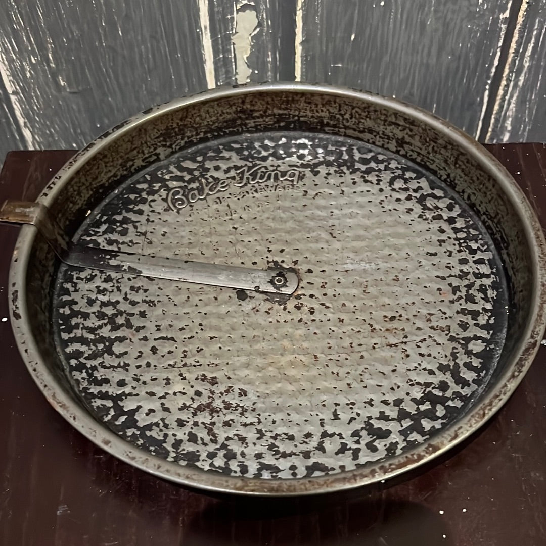Bake King Pan