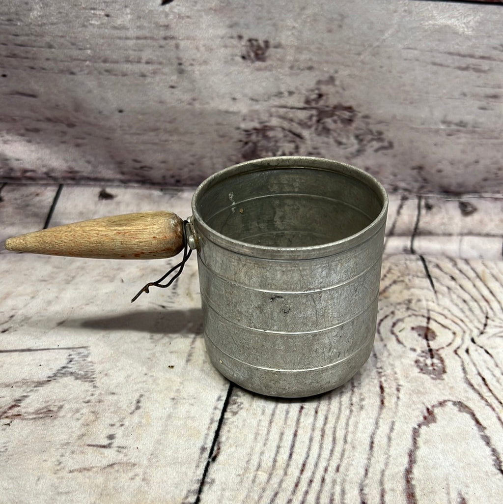 Aluminum 8oz measuring cup