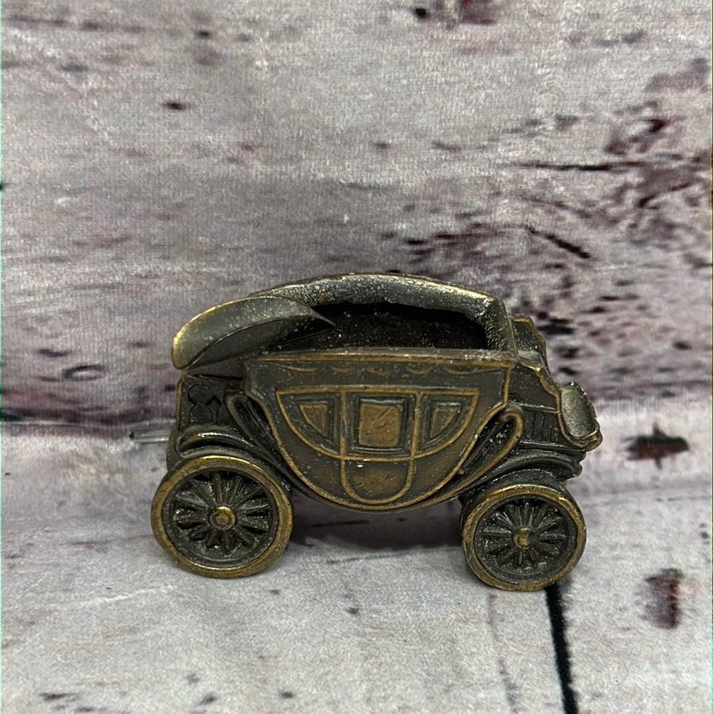 Carriage Ash Tray