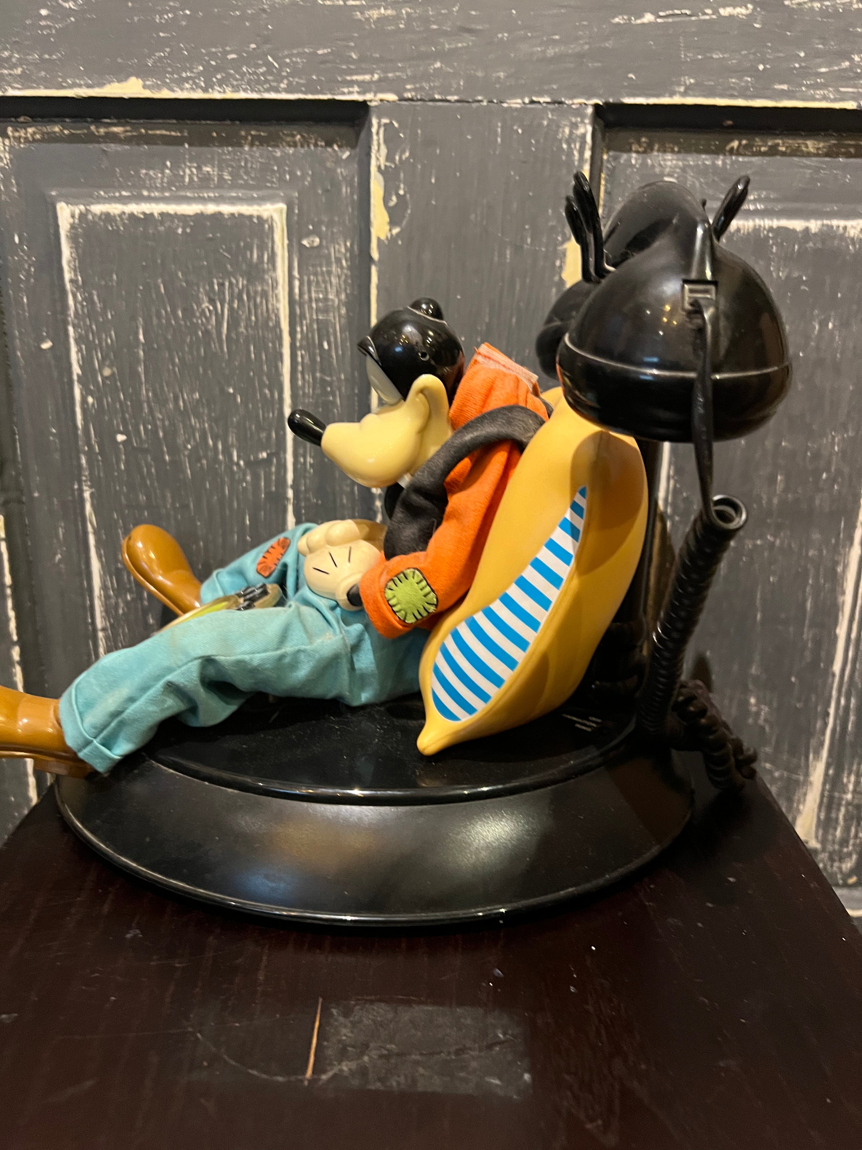 Goofy Telephone