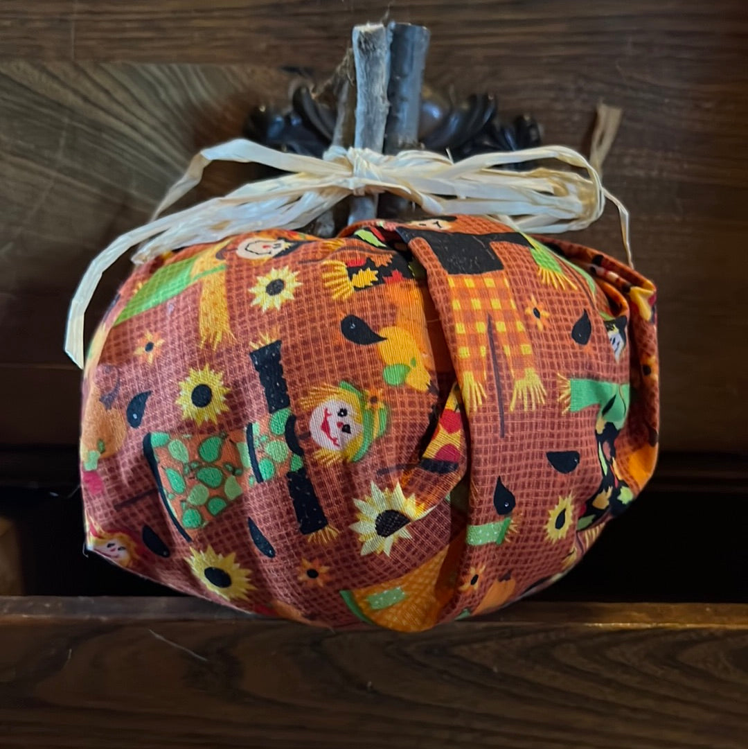 Small decor pumpkins