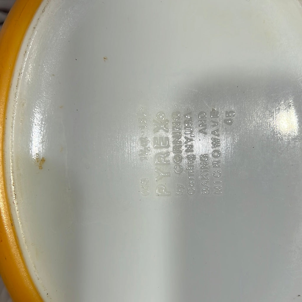 Pyrex Casserole Dish