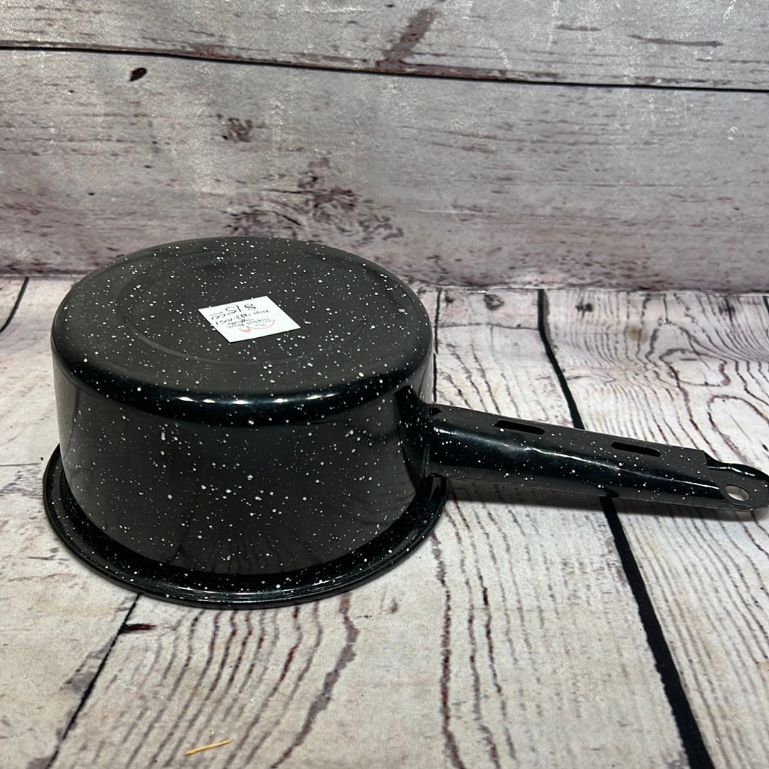 Black Enamel Pot