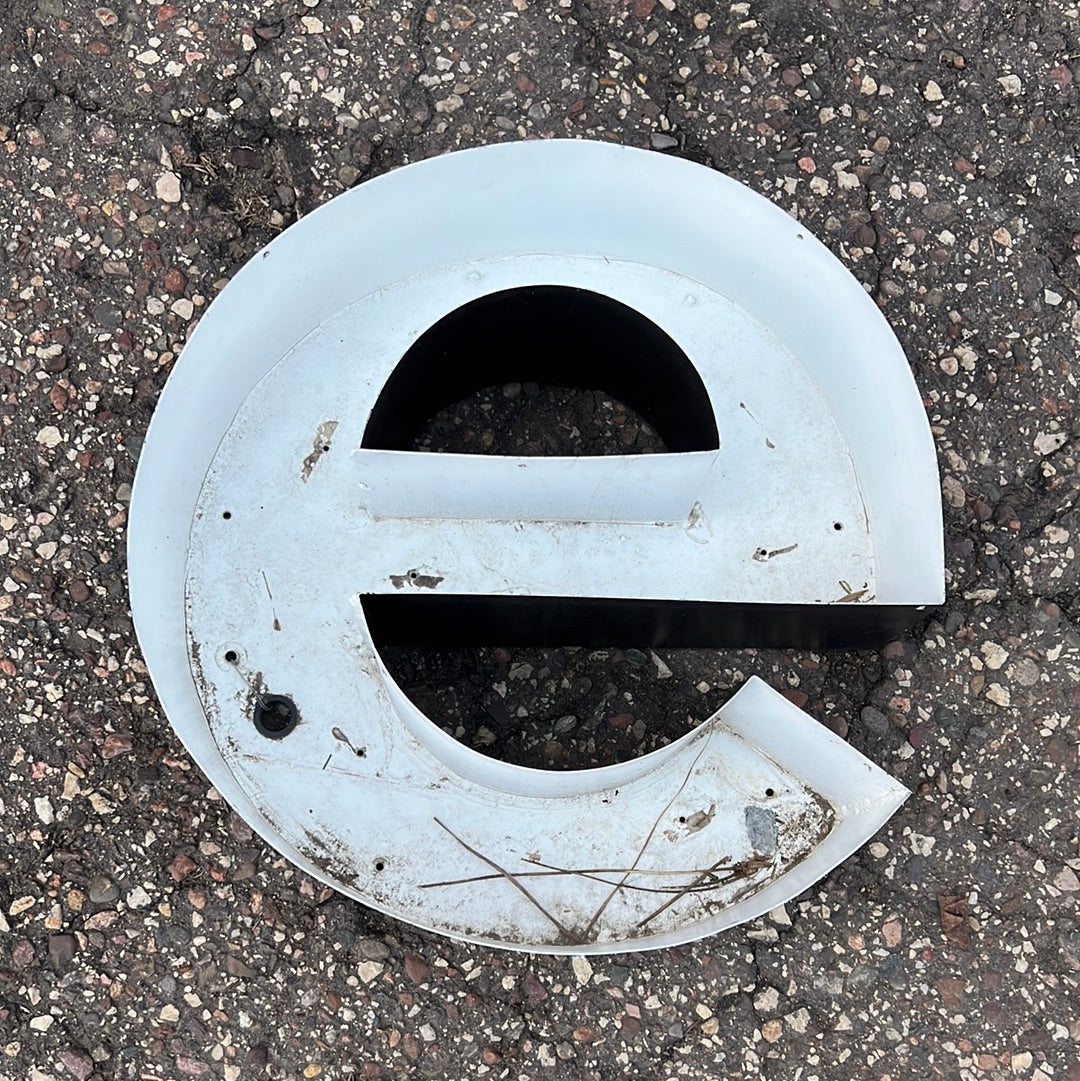 Metal E