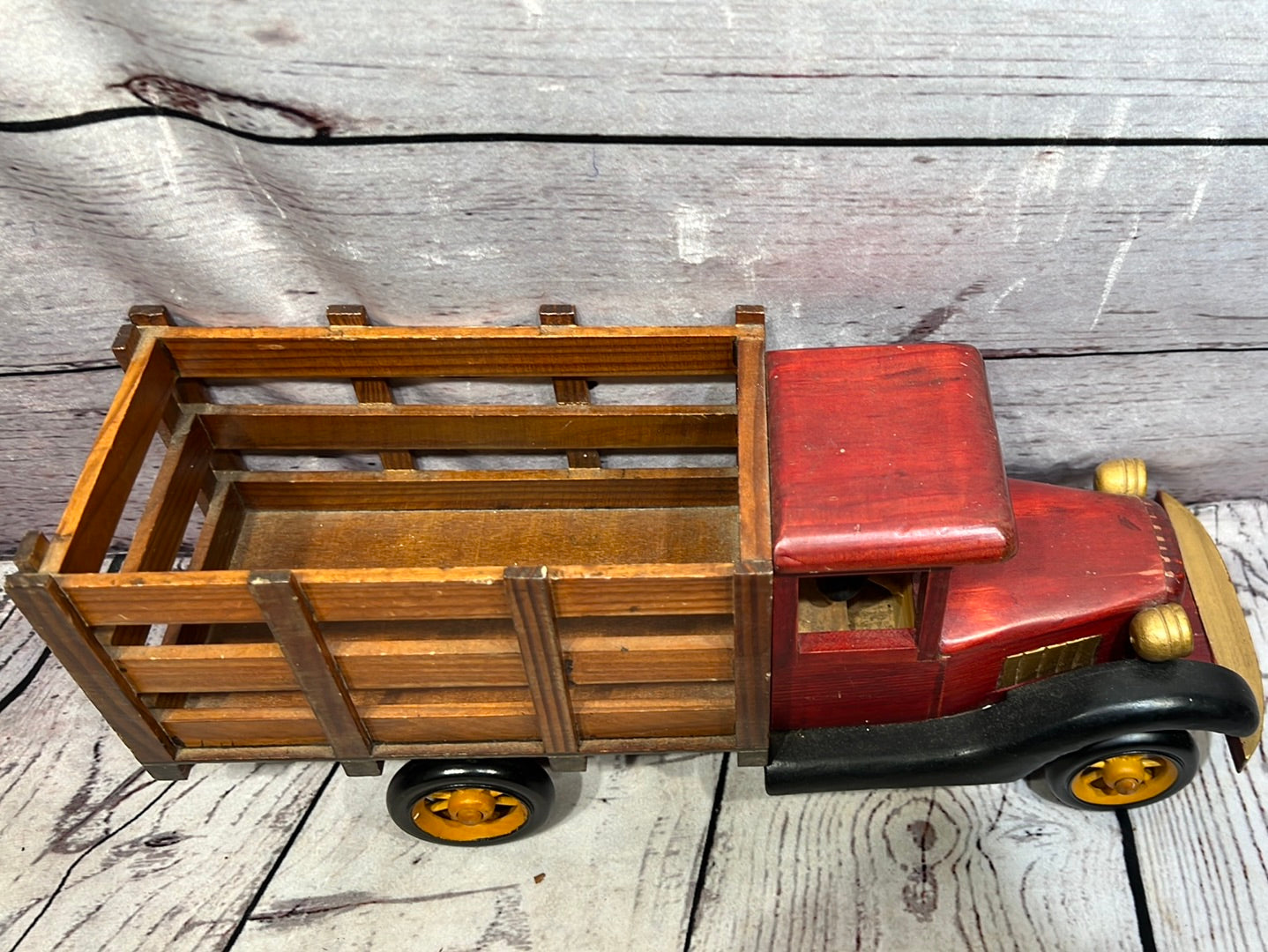 Lg Wood Farm Truck