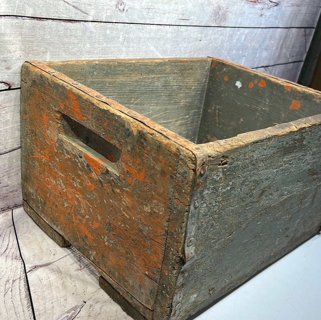 Old School Box Sifter