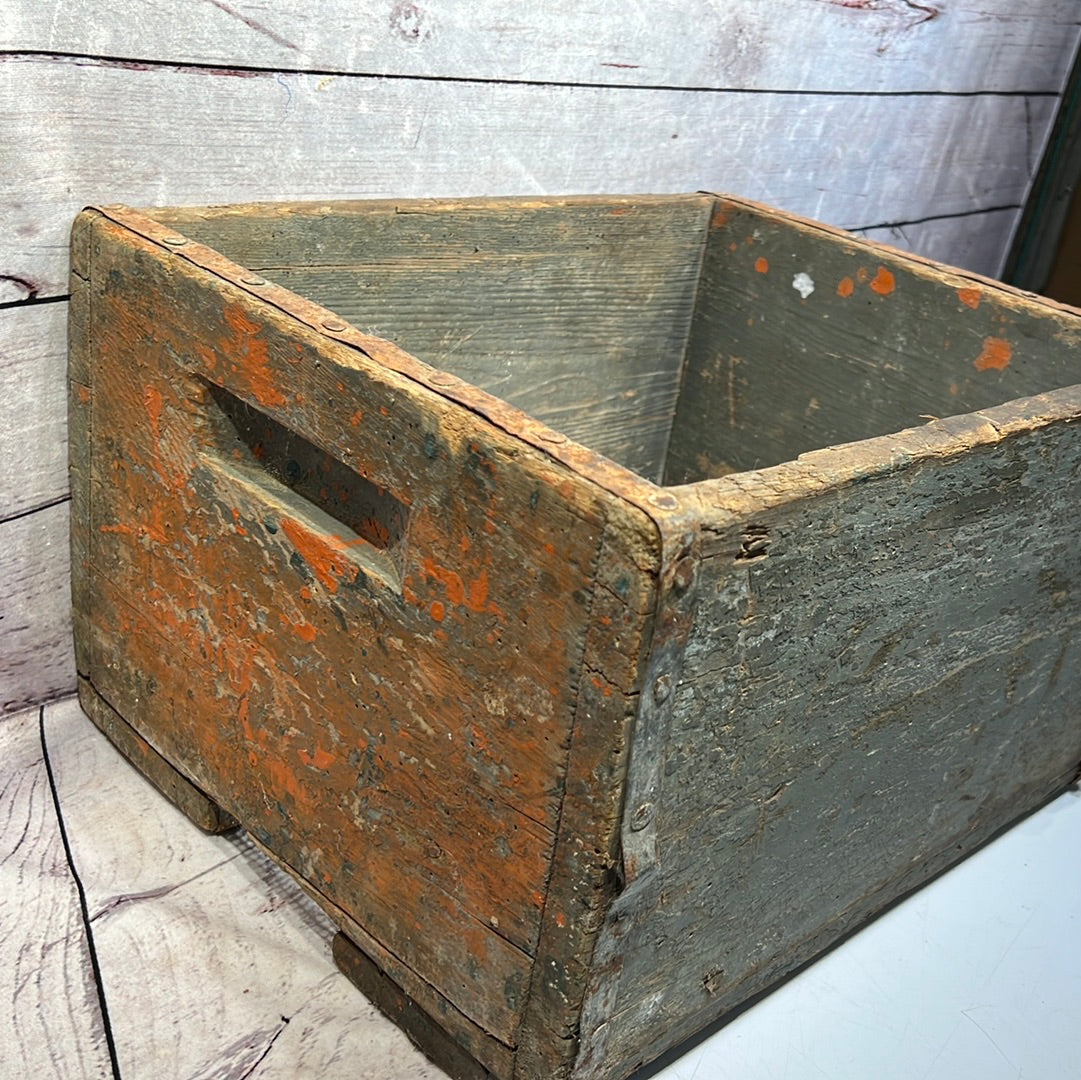 Old School Box Sifter