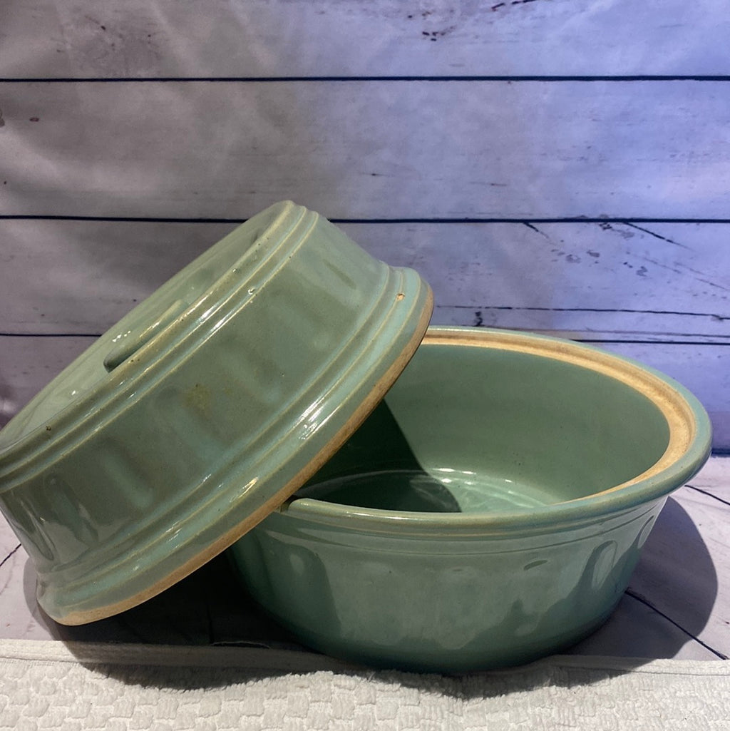 Clay Bowl with Cover