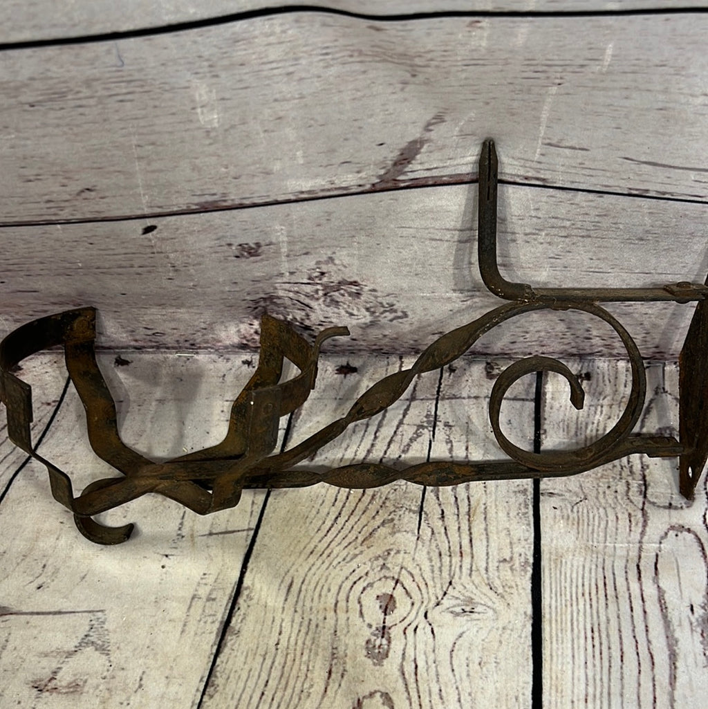 Cast ironLantern Holder