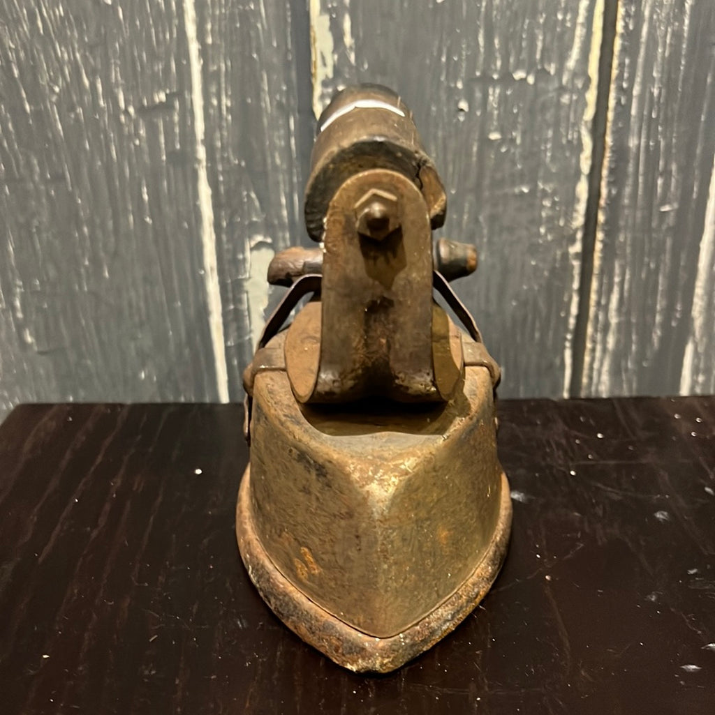 Old Sad Iron