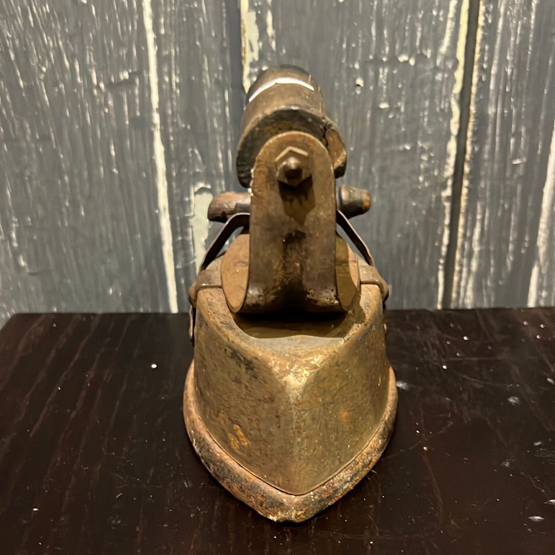 Old Sad Iron