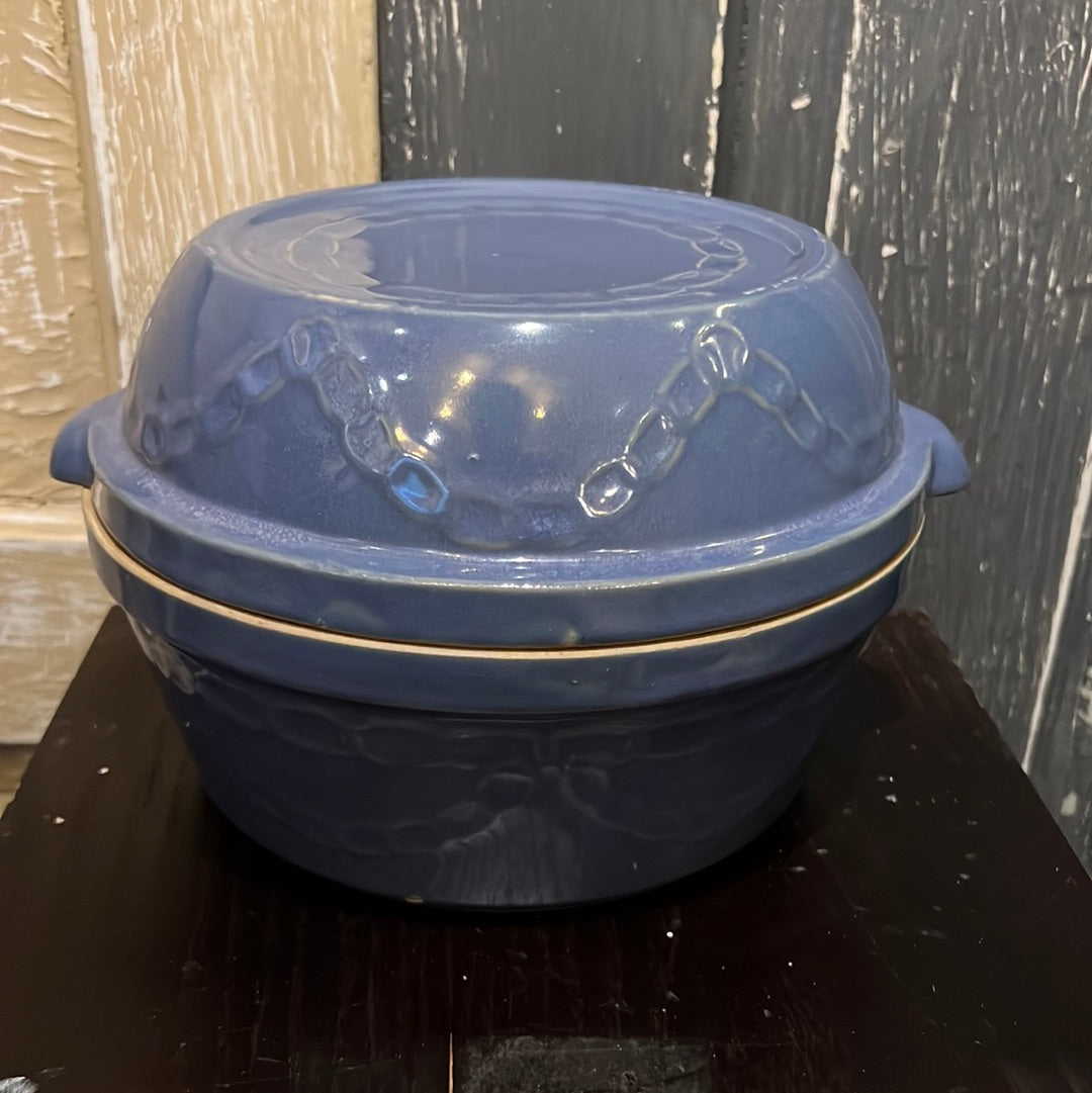 USA Stoneware Blue Dutch Oven