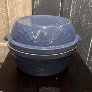 USA Stoneware Blue Dutch Oven