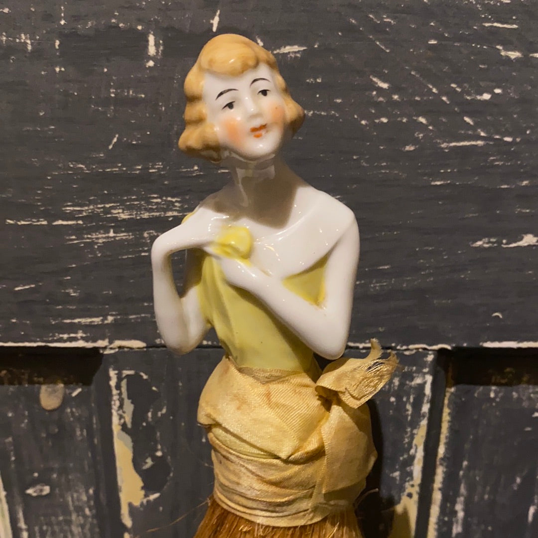 Porcelain Lady Shaving Brush