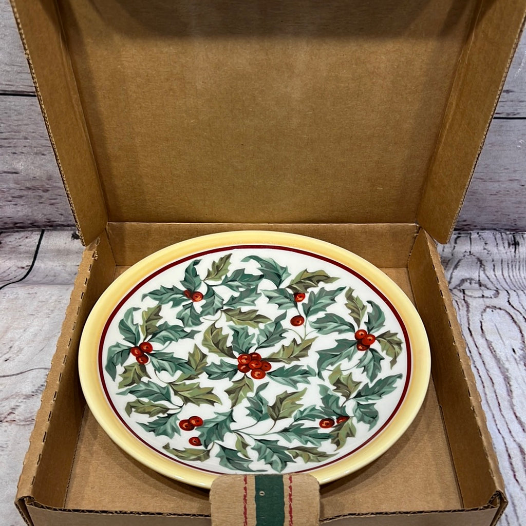 Longaberger American Holly Plate