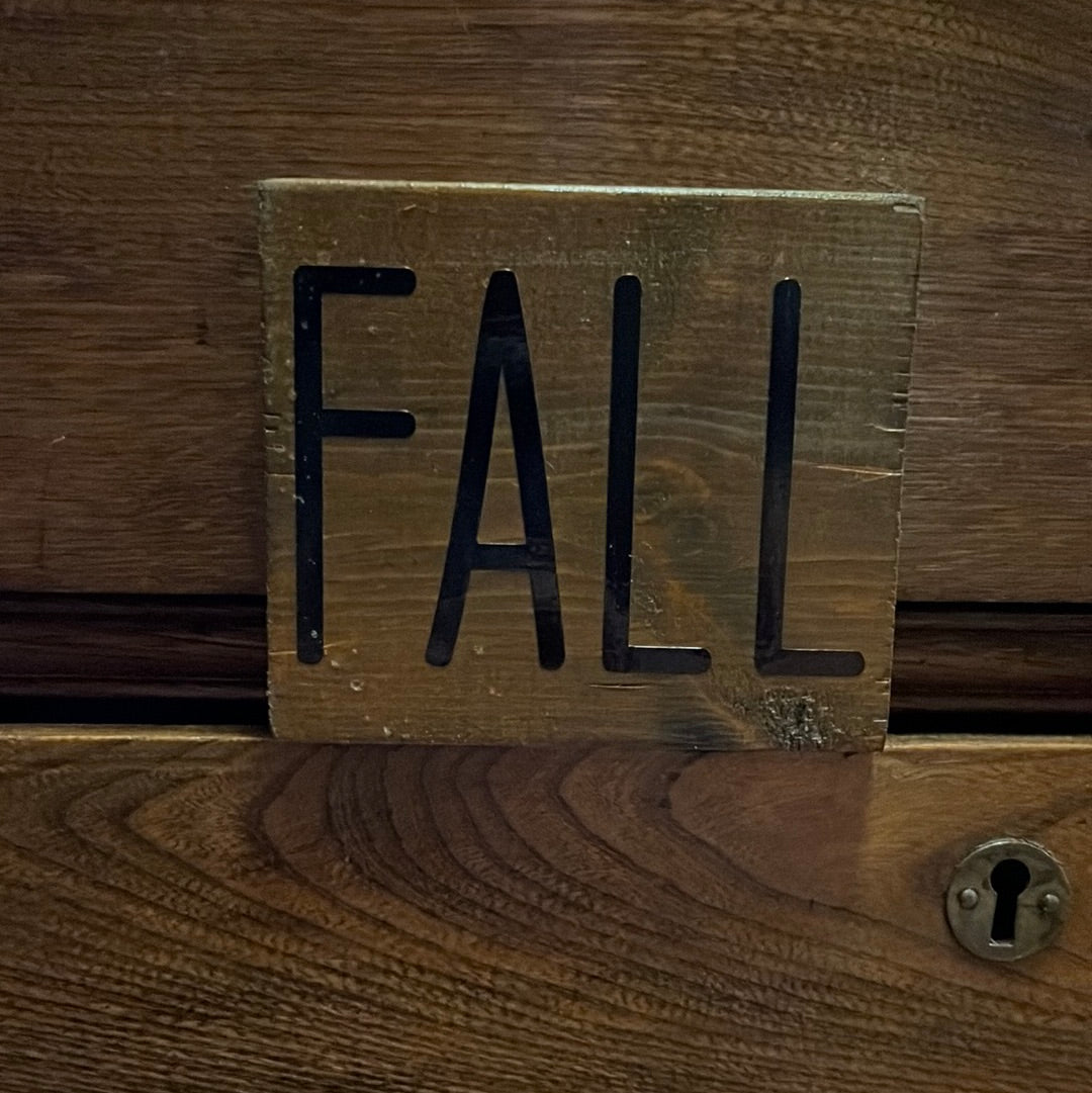 Small fall sign