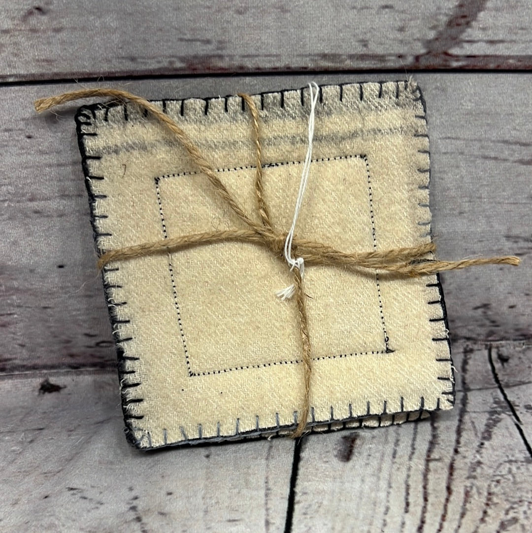 Set 2 knitted coasters